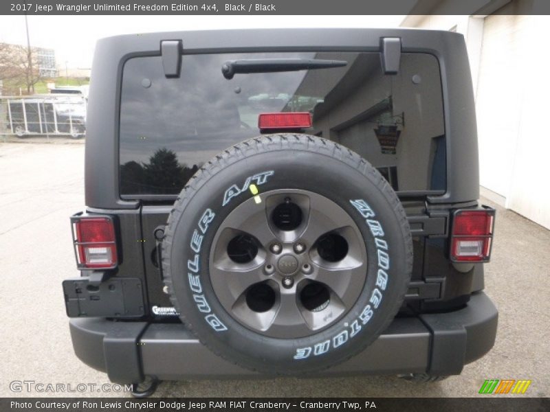 Black / Black 2017 Jeep Wrangler Unlimited Freedom Edition 4x4