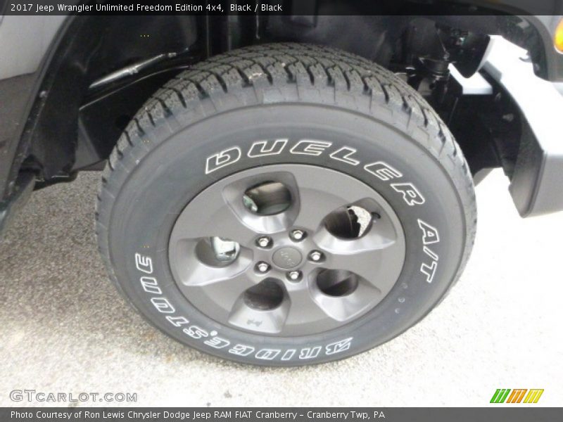 Black / Black 2017 Jeep Wrangler Unlimited Freedom Edition 4x4