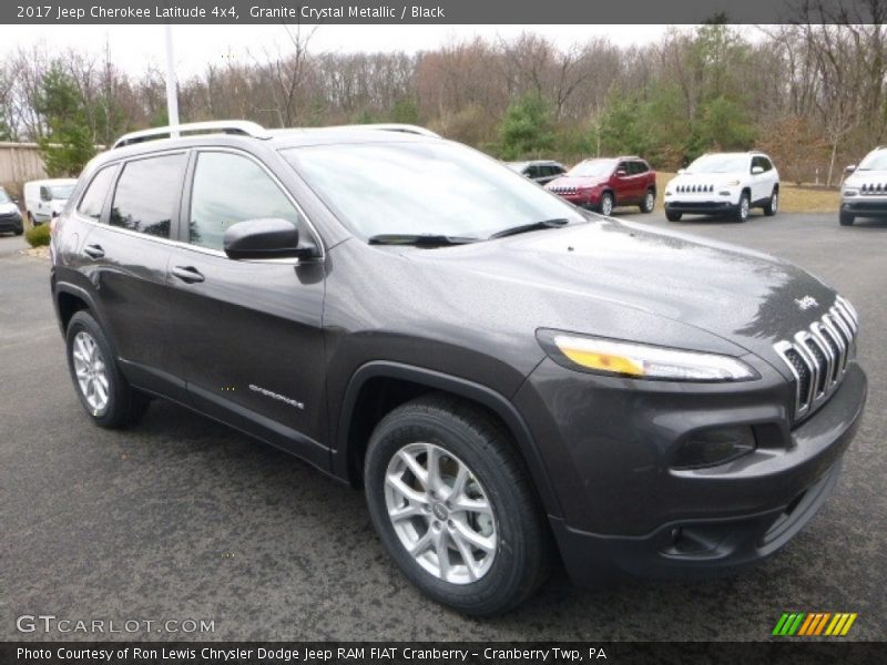 Granite Crystal Metallic / Black 2017 Jeep Cherokee Latitude 4x4