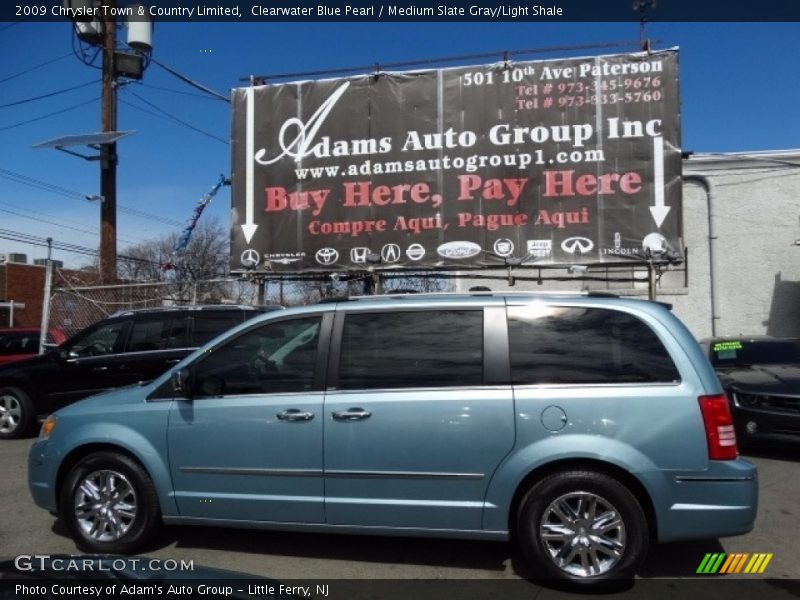 Clearwater Blue Pearl / Medium Slate Gray/Light Shale 2009 Chrysler Town & Country Limited