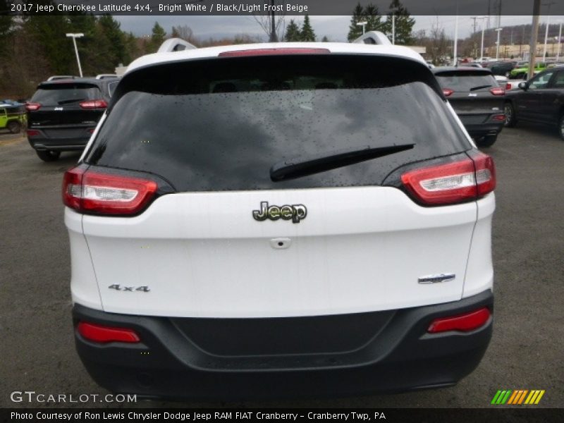 Bright White / Black/Light Frost Beige 2017 Jeep Cherokee Latitude 4x4