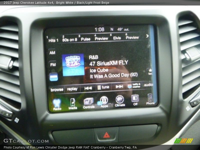 Bright White / Black/Light Frost Beige 2017 Jeep Cherokee Latitude 4x4