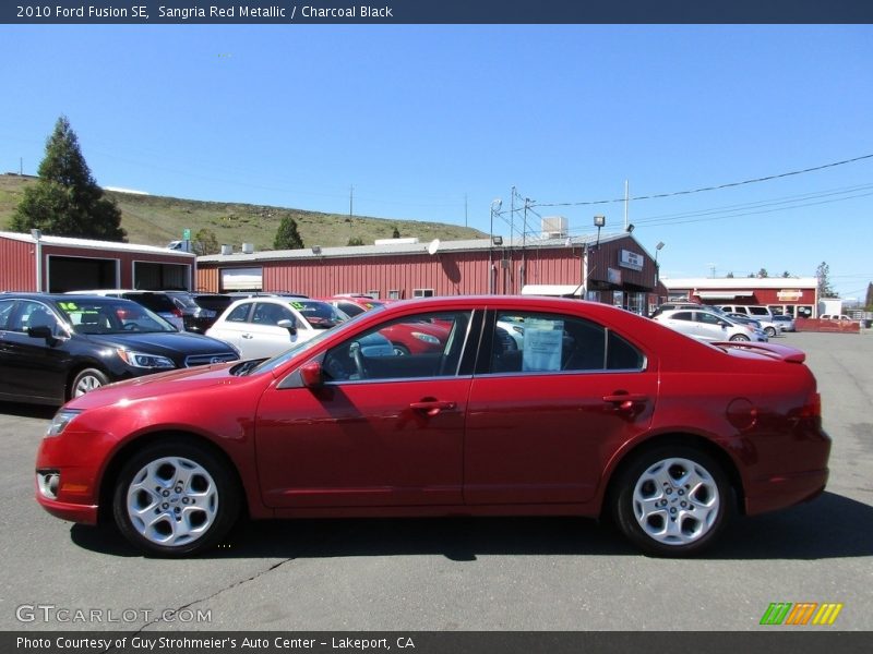 Sangria Red Metallic / Charcoal Black 2010 Ford Fusion SE