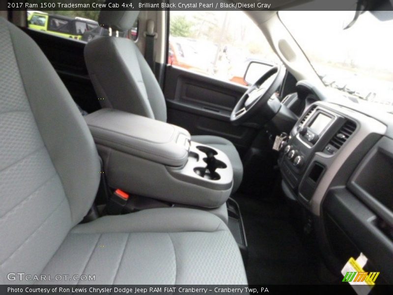 Brilliant Black Crystal Pearl / Black/Diesel Gray 2017 Ram 1500 Tradesman Crew Cab 4x4