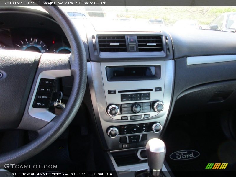 Sangria Red Metallic / Charcoal Black 2010 Ford Fusion SE