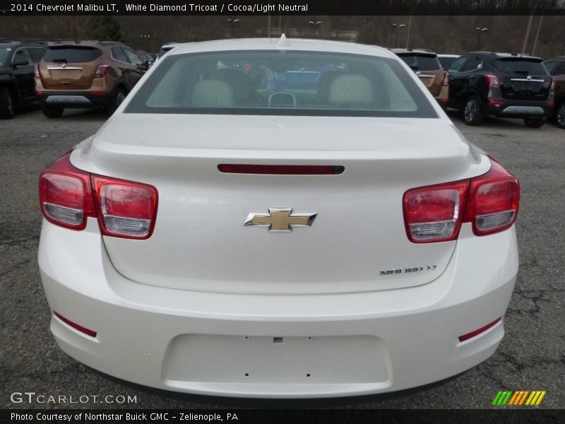 White Diamond Tricoat / Cocoa/Light Neutral 2014 Chevrolet Malibu LT