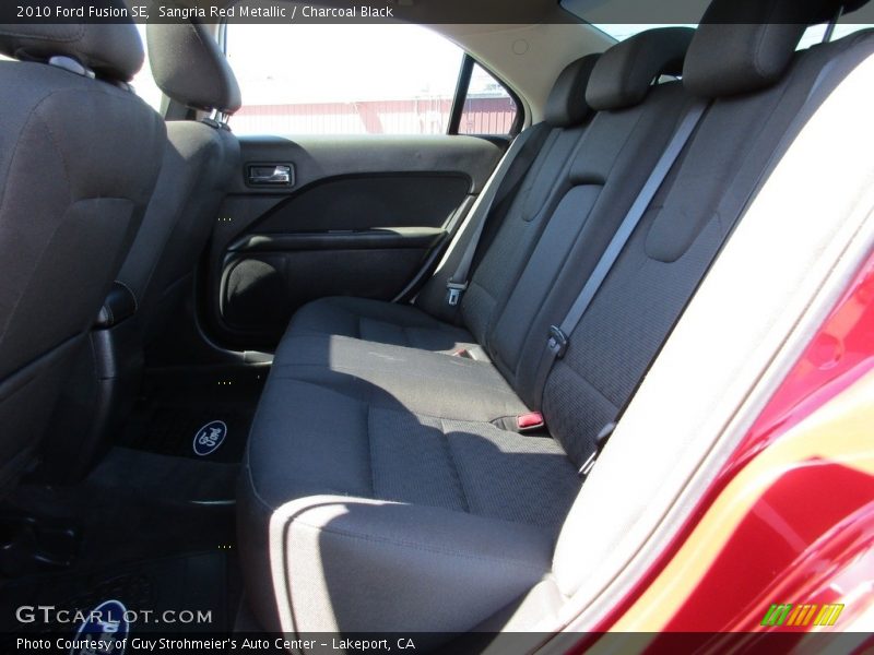 Sangria Red Metallic / Charcoal Black 2010 Ford Fusion SE