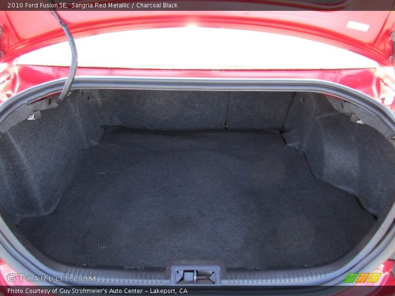 Sangria Red Metallic / Charcoal Black 2010 Ford Fusion SE
