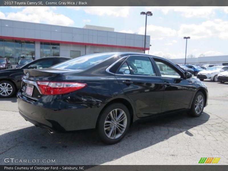 Cosmic Gray Mica / Black 2017 Toyota Camry SE