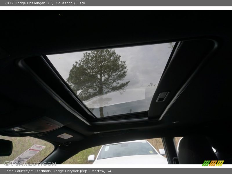 Go Mango / Black 2017 Dodge Challenger SXT