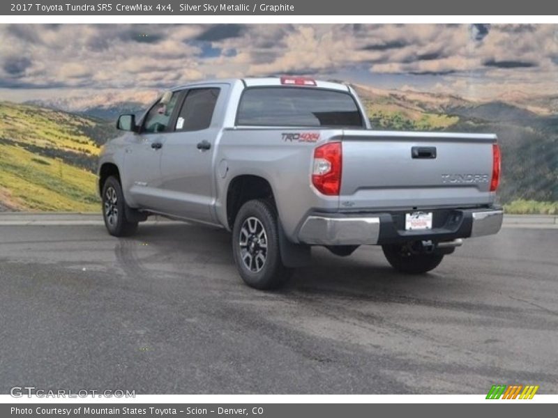 Silver Sky Metallic / Graphite 2017 Toyota Tundra SR5 CrewMax 4x4