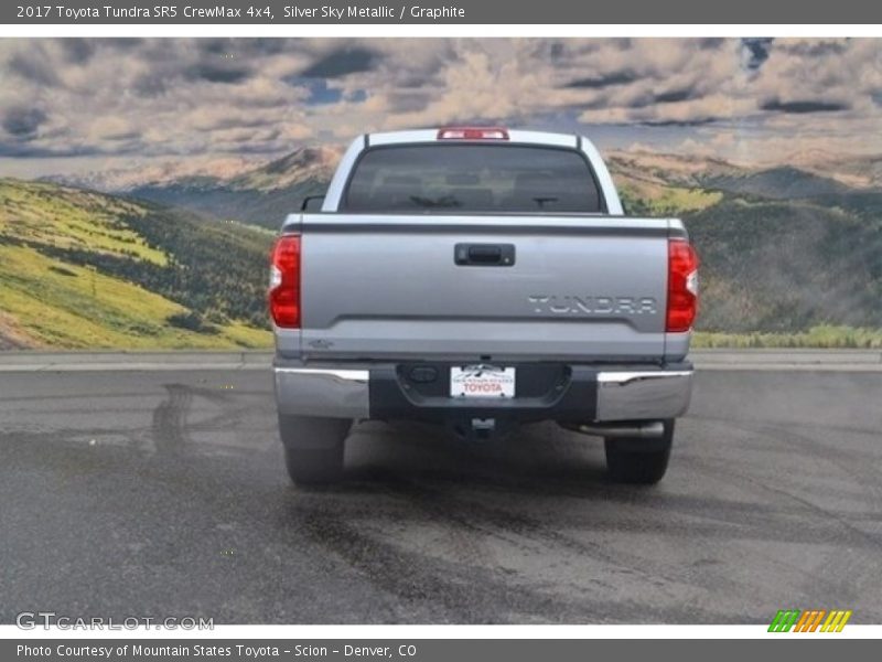 Silver Sky Metallic / Graphite 2017 Toyota Tundra SR5 CrewMax 4x4