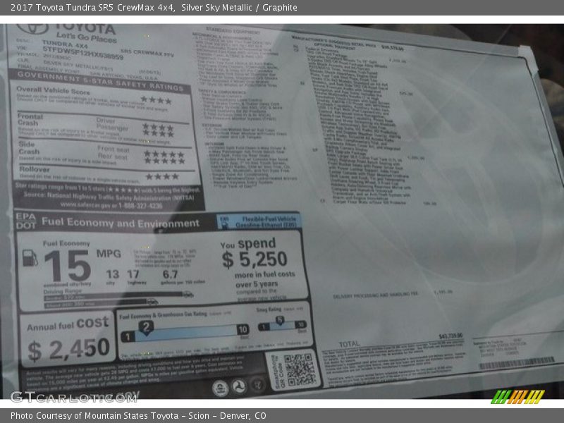 Silver Sky Metallic / Graphite 2017 Toyota Tundra SR5 CrewMax 4x4