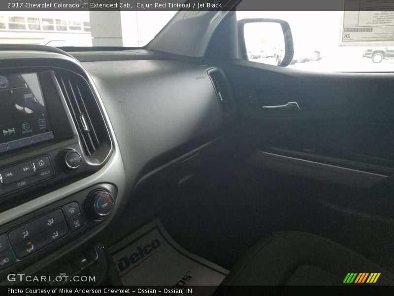 Cajun Red Tintcoat / Jet Black 2017 Chevrolet Colorado LT Extended Cab