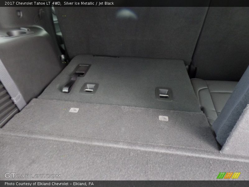Silver Ice Metallic / Jet Black 2017 Chevrolet Tahoe LT 4WD
