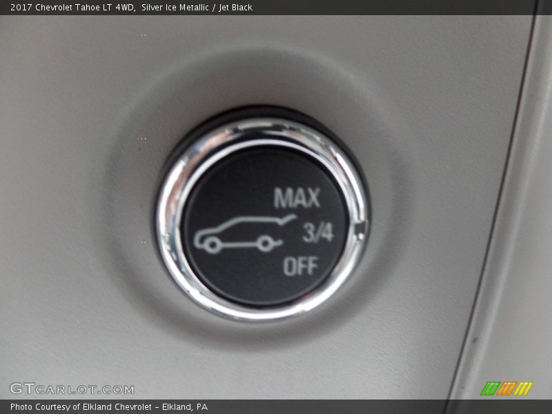 Silver Ice Metallic / Jet Black 2017 Chevrolet Tahoe LT 4WD