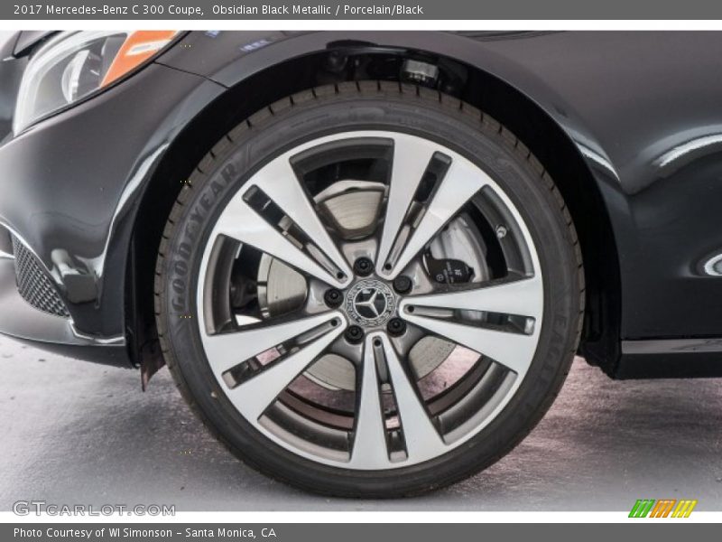 Obsidian Black Metallic / Porcelain/Black 2017 Mercedes-Benz C 300 Coupe