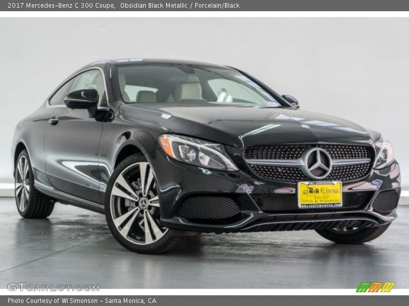 Obsidian Black Metallic / Porcelain/Black 2017 Mercedes-Benz C 300 Coupe