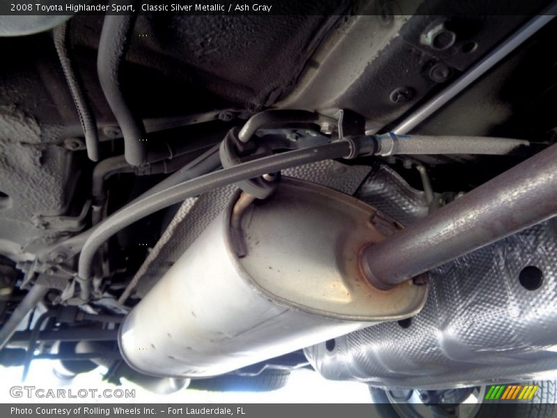Undercarriage of 2008 Highlander Sport