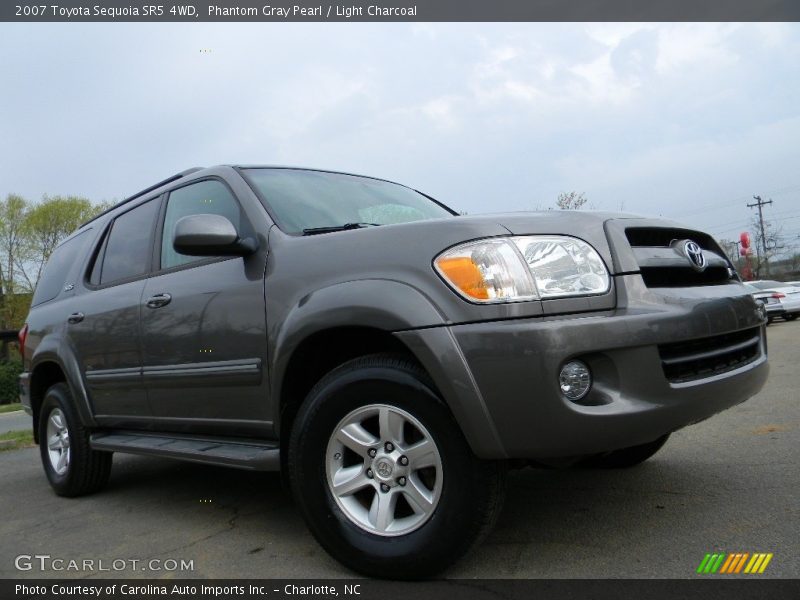 Phantom Gray Pearl / Light Charcoal 2007 Toyota Sequoia SR5 4WD