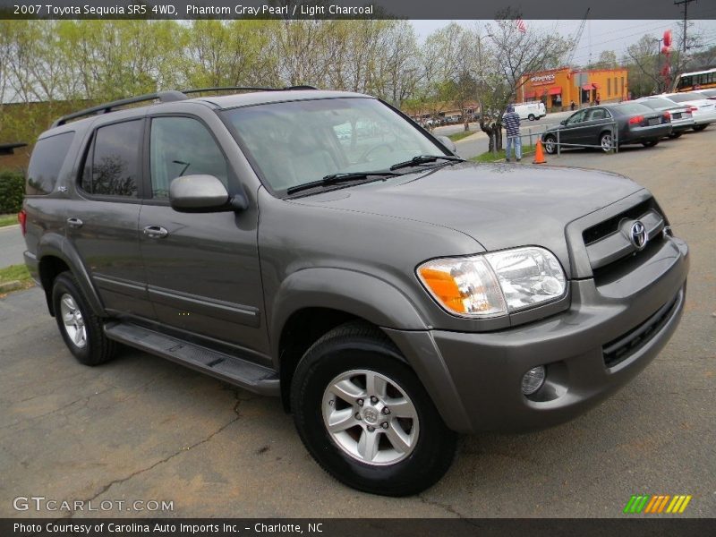 Phantom Gray Pearl / Light Charcoal 2007 Toyota Sequoia SR5 4WD