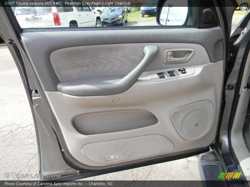 Phantom Gray Pearl / Light Charcoal 2007 Toyota Sequoia SR5 4WD