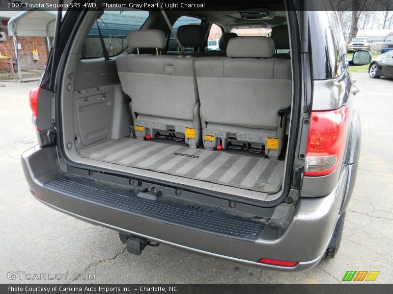 Phantom Gray Pearl / Light Charcoal 2007 Toyota Sequoia SR5 4WD