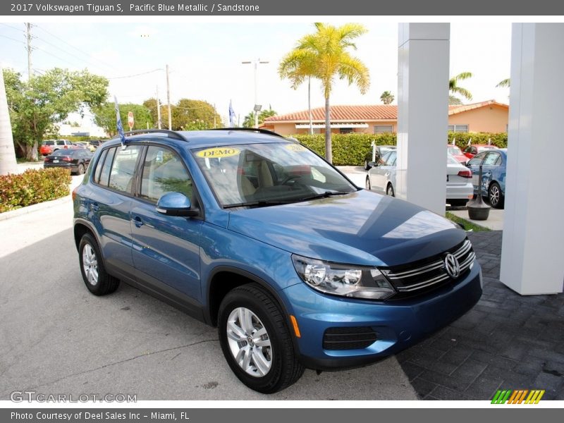 Pacific Blue Metallic / Sandstone 2017 Volkswagen Tiguan S