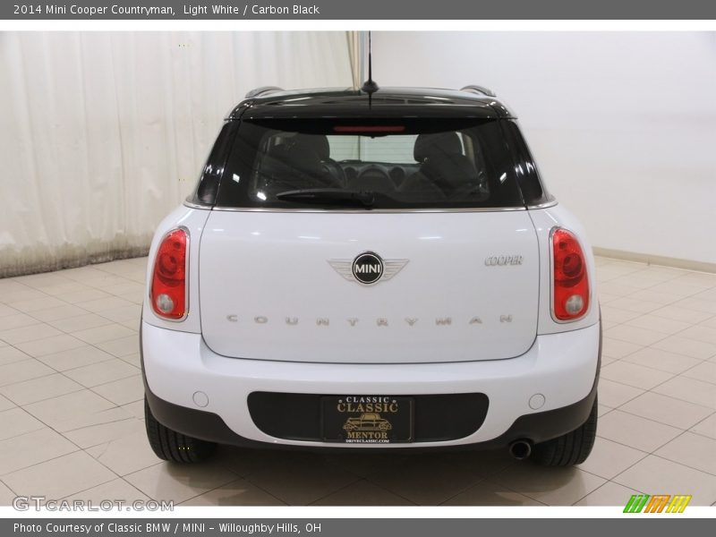 Light White / Carbon Black 2014 Mini Cooper Countryman