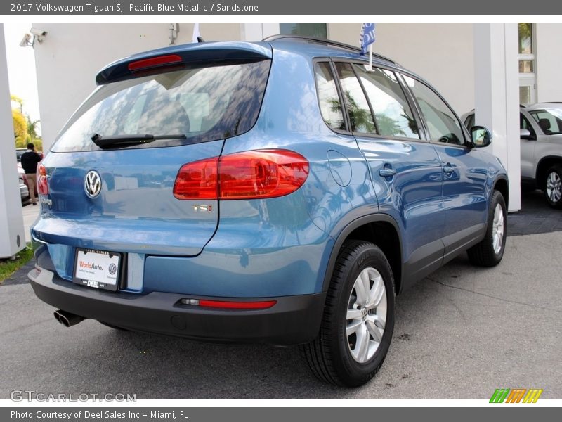 Pacific Blue Metallic / Sandstone 2017 Volkswagen Tiguan S