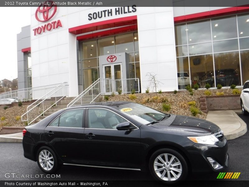 Attitude Black Metallic / Ash 2012 Toyota Camry XLE