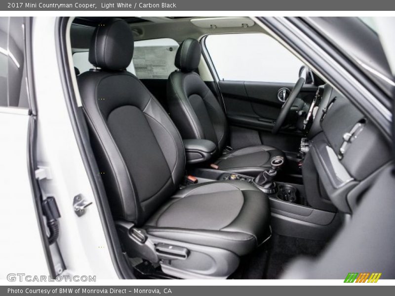 Light White / Carbon Black 2017 Mini Countryman Cooper