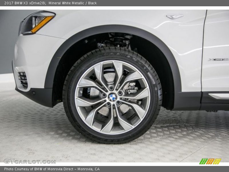 Mineral White Metallic / Black 2017 BMW X3 xDrive28i