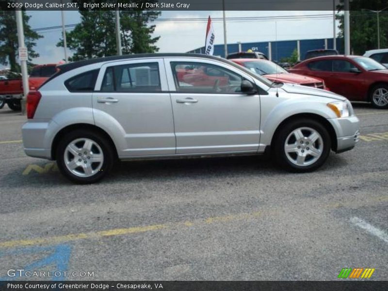 Bright Silver Metallic / Dark Slate Gray 2009 Dodge Caliber SXT