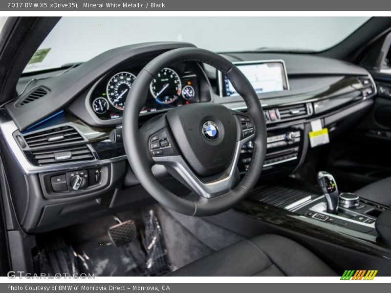 Mineral White Metallic / Black 2017 BMW X5 xDrive35i
