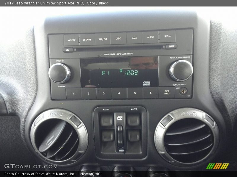 Gobi / Black 2017 Jeep Wrangler Unlimited Sport 4x4 RHD