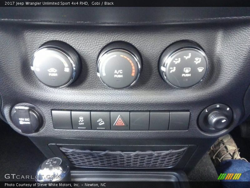 Gobi / Black 2017 Jeep Wrangler Unlimited Sport 4x4 RHD