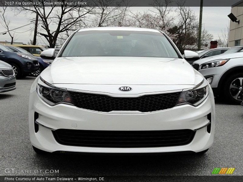Snow White Pearl / Black 2017 Kia Optima LX