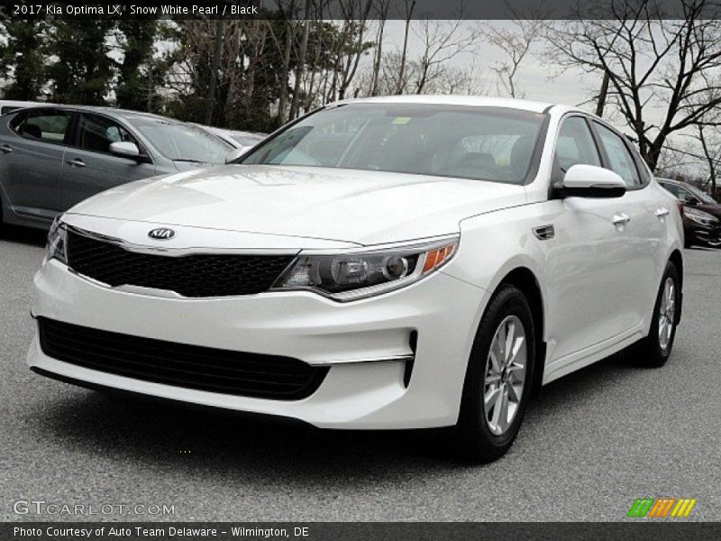 Snow White Pearl / Black 2017 Kia Optima LX