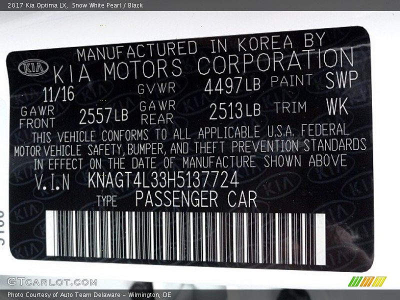 Snow White Pearl / Black 2017 Kia Optima LX