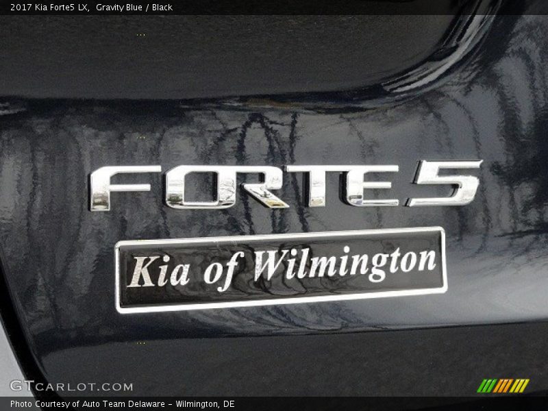 Gravity Blue / Black 2017 Kia Forte5 LX