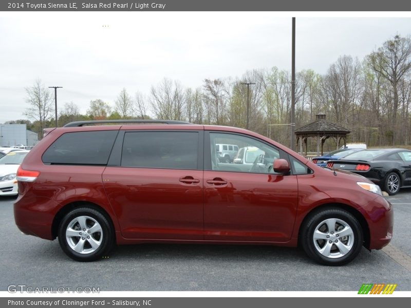 Salsa Red Pearl / Light Gray 2014 Toyota Sienna LE