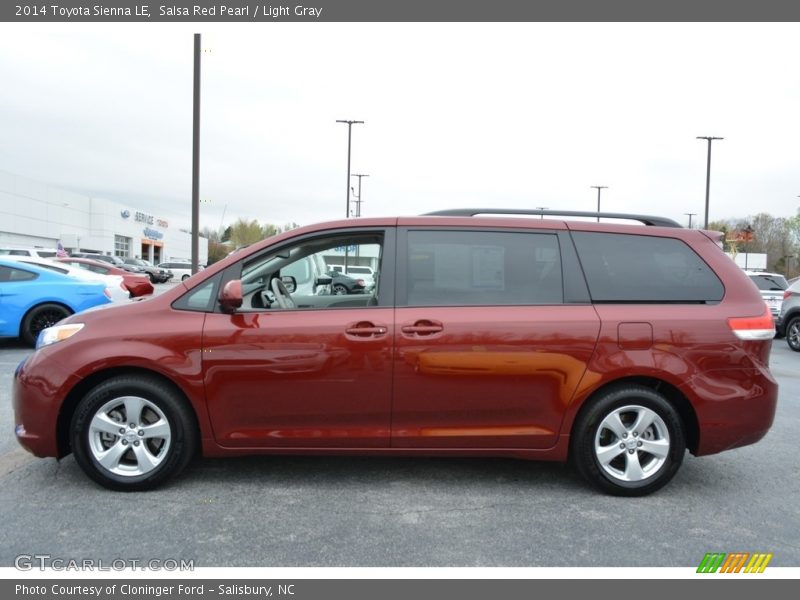 Salsa Red Pearl / Light Gray 2014 Toyota Sienna LE