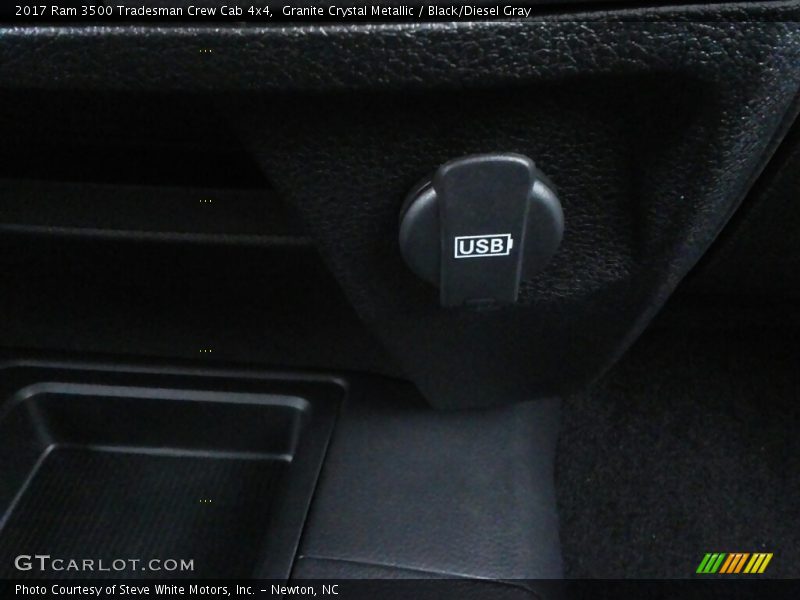 Granite Crystal Metallic / Black/Diesel Gray 2017 Ram 3500 Tradesman Crew Cab 4x4