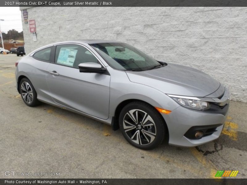 Front 3/4 View of 2017 Civic EX-T Coupe