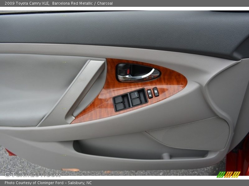 Barcelona Red Metallic / Charcoal 2009 Toyota Camry XLE
