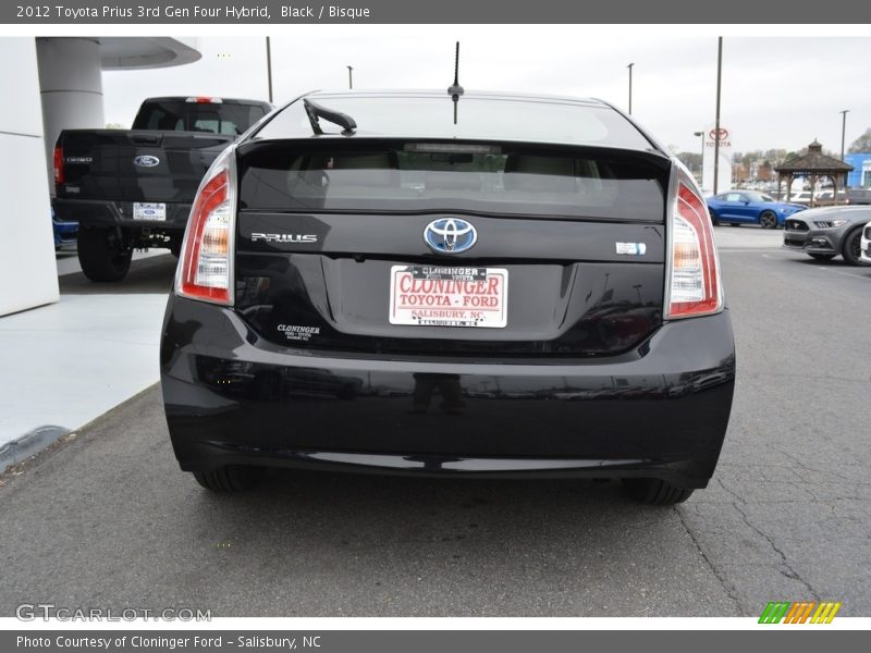 Black / Bisque 2012 Toyota Prius 3rd Gen Four Hybrid