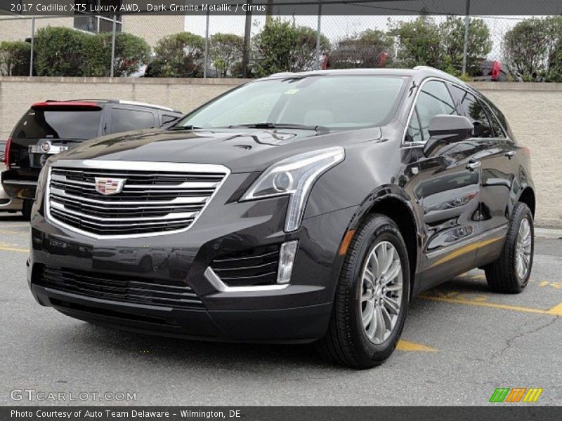 Dark Granite Metallic / Cirrus 2017 Cadillac XT5 Luxury AWD