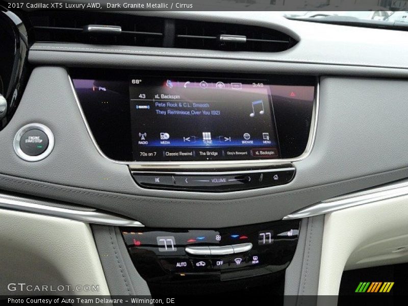 Dark Granite Metallic / Cirrus 2017 Cadillac XT5 Luxury AWD
