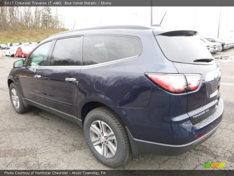 Blue Velvet Metallic / Ebony 2017 Chevrolet Traverse LT AWD